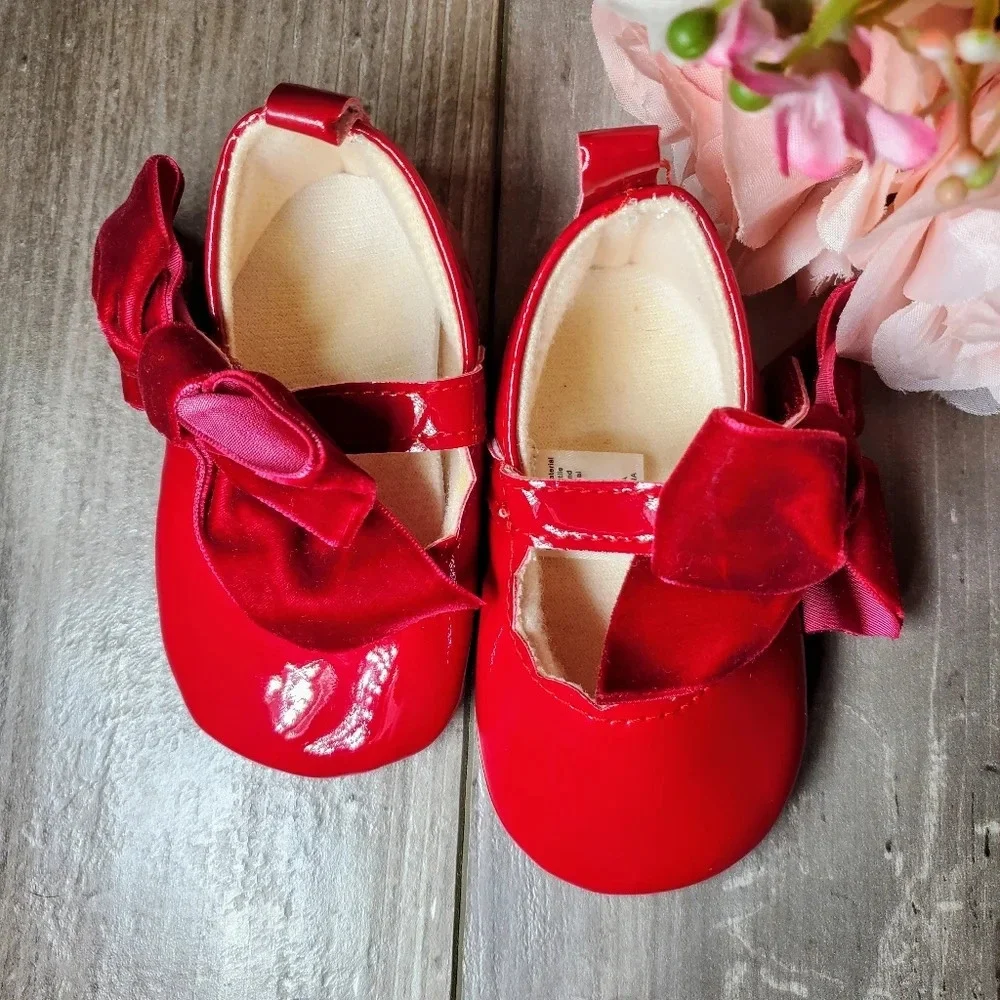 Cat & Jack Shiny Red Bow Mary Jane Flats 6-9m ♥️